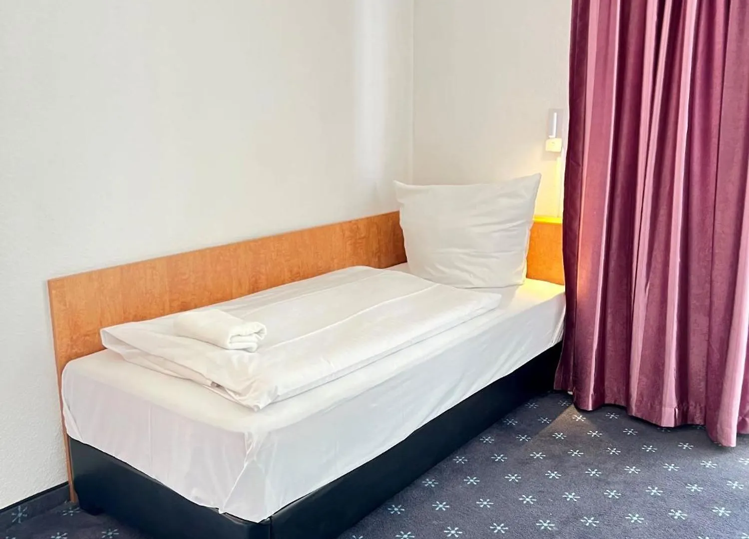 Garni Hotel Vier Jahreszeiten Rösrath